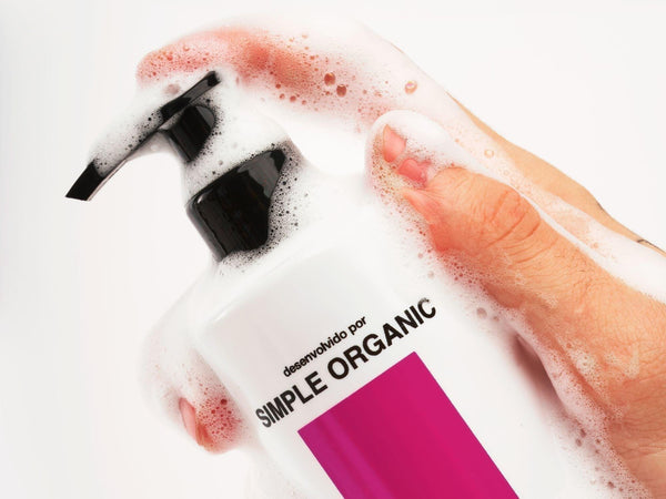 Gel de limpeza trio de ácidos: seu primeiro passo do skincare da pele oleosa