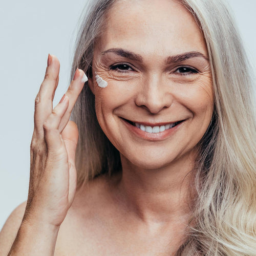Mais colágeno, mais firmeza: 4 produtos que fazem a diferença na sua pele